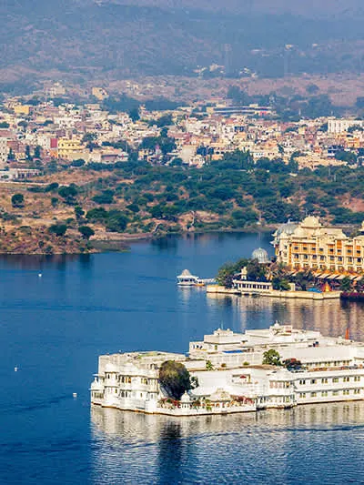 Cherry Cabs in Udaipur